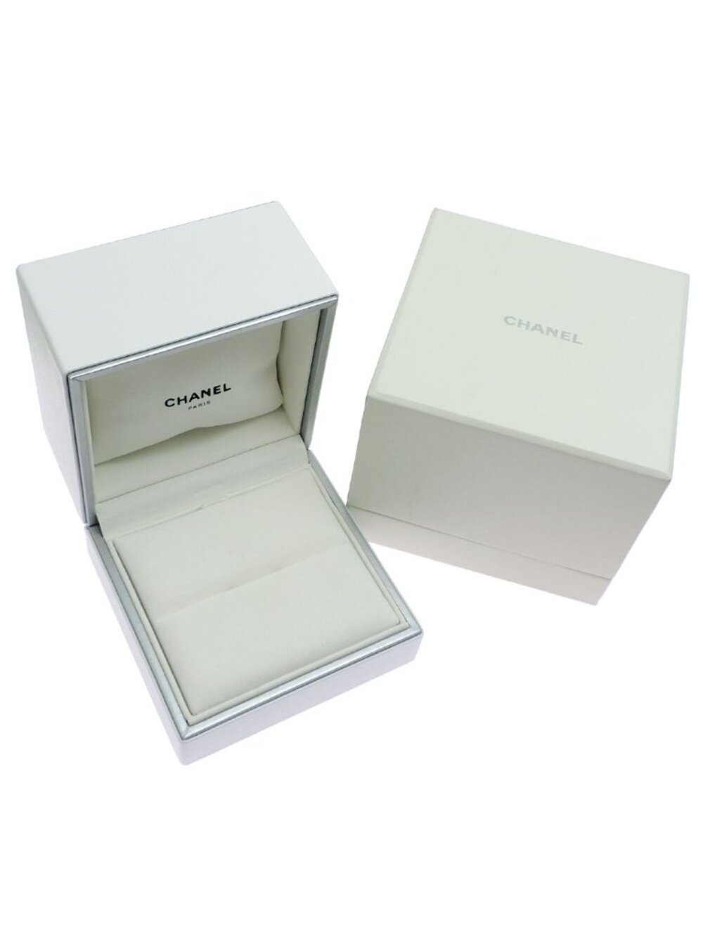 Chanel Ring - Picture 9 of 13